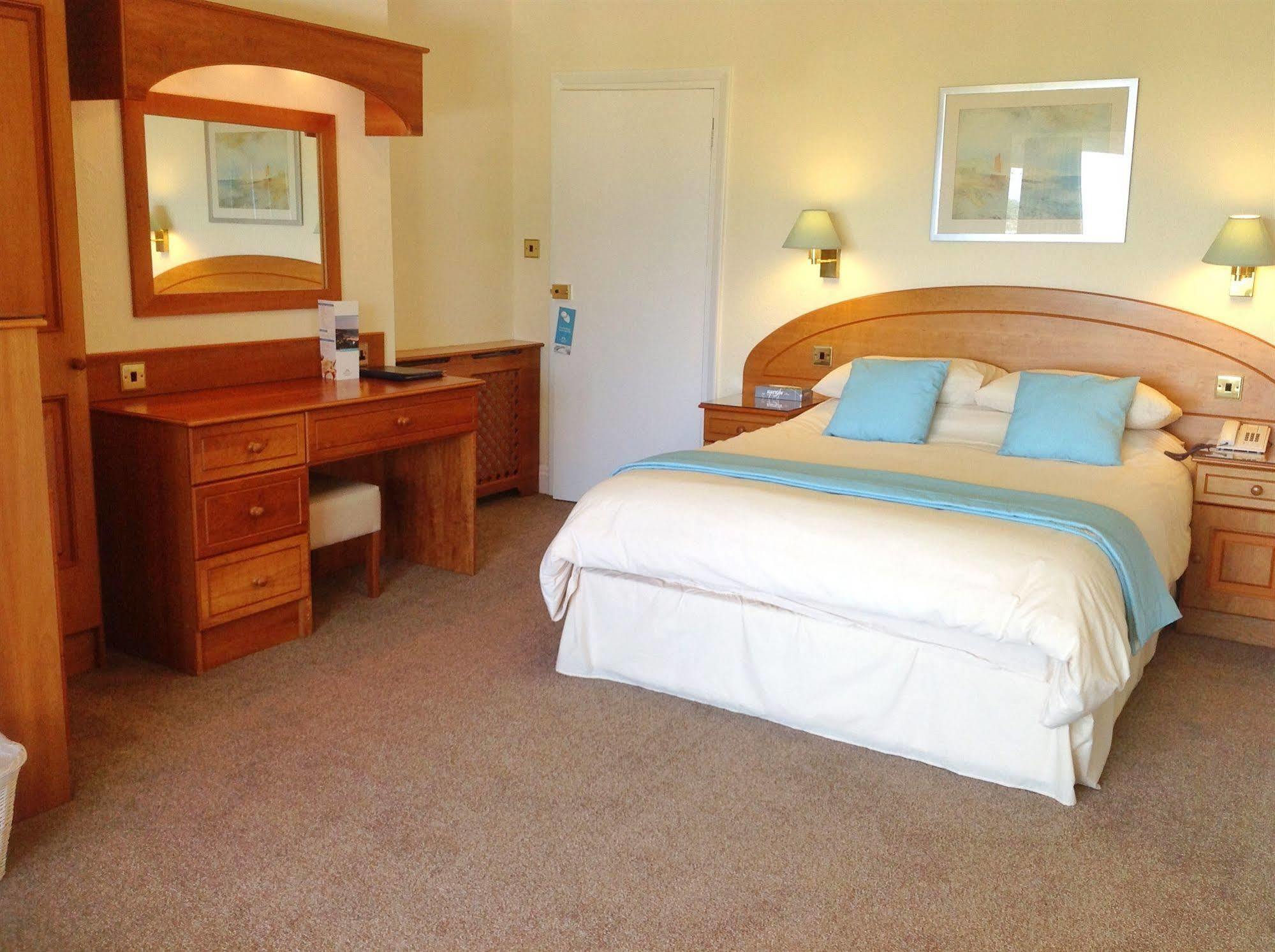 The Windmills Hotel St Brelade Buitenkant foto