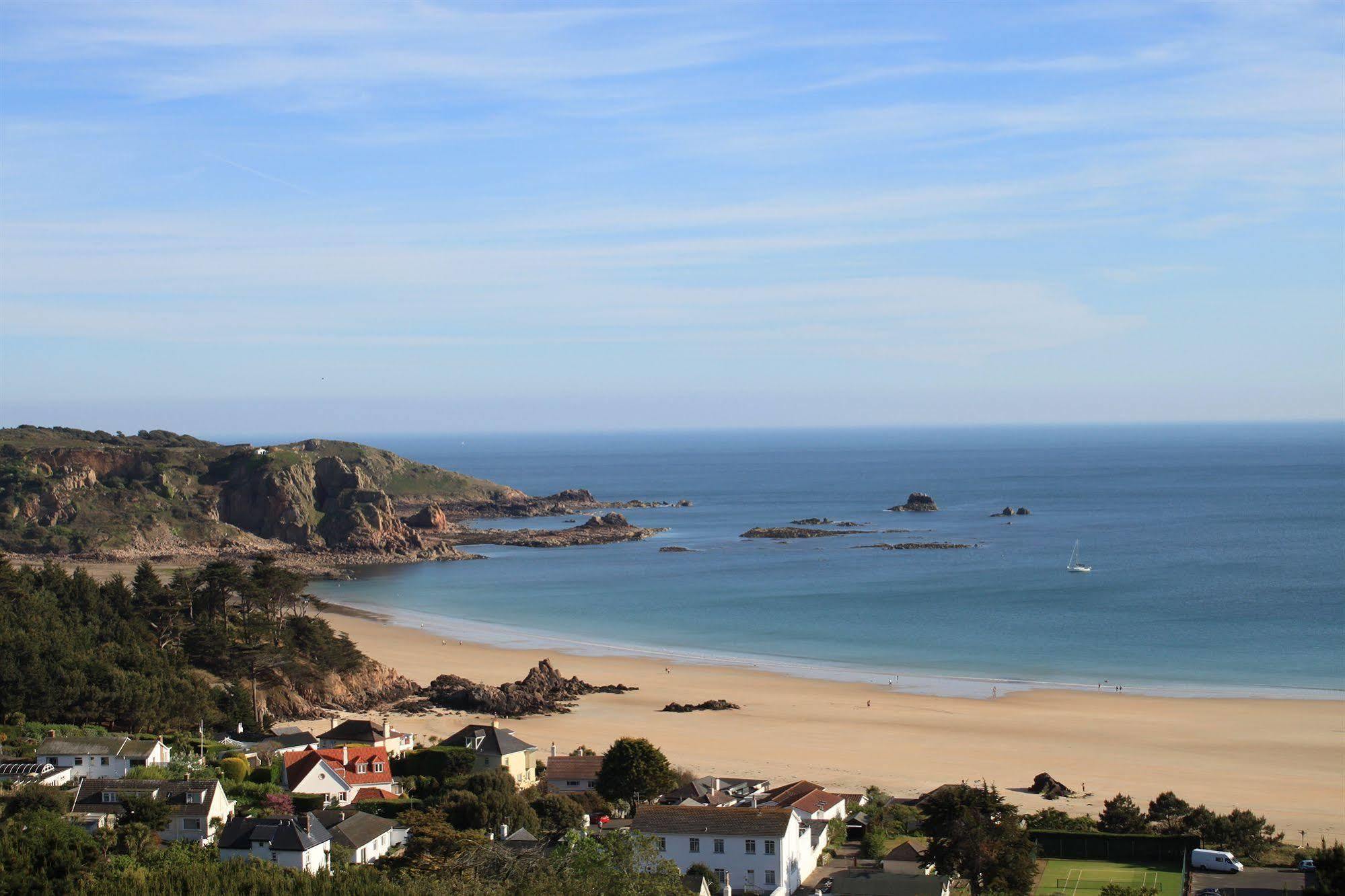 The Windmills Hotel St Brelade Buitenkant foto